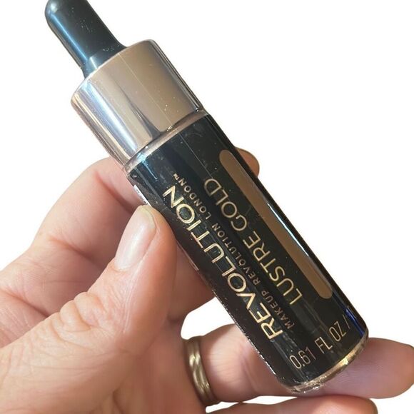 Makeup Revolution lustre gold Liquid‎ Highlighter .61 fl oz - Picture 1 of 5